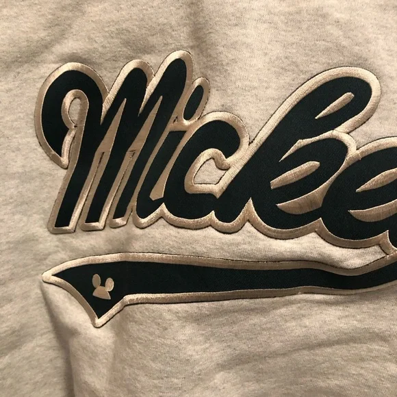 🎠 Vintage Disney Green & Grey Varsity Jacket- 147A $50 or $45 w/offer - Picture 8 of 8